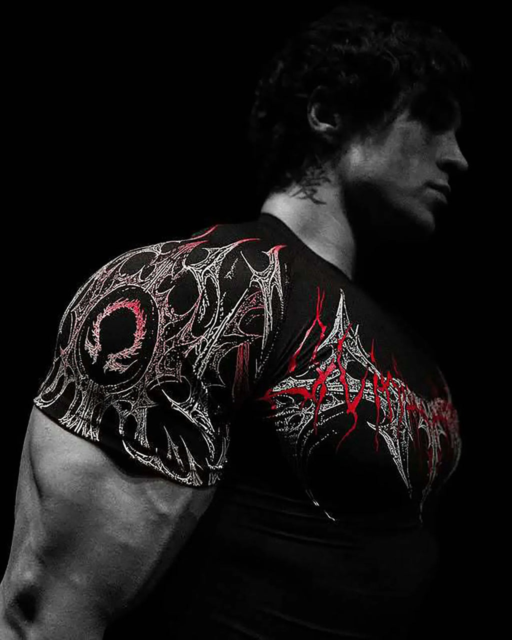 Herren GYM T-Shirt – Dunkler Gothic Print, Muskelshirt, Hoch elastisch & Schnell trocknend